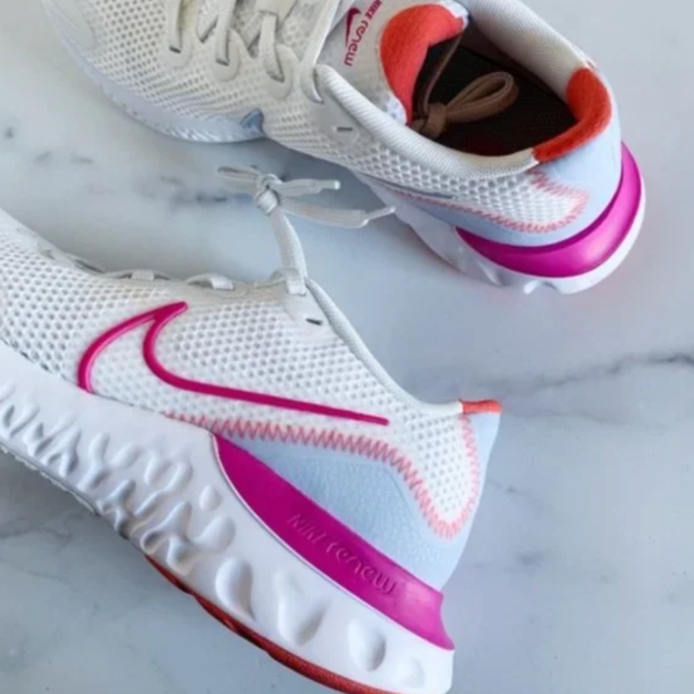 nike sneakers